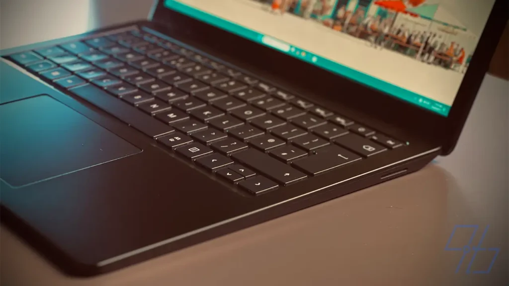 لپ تاپ lenovo thinkpad X1 yoga gen 6 با قیمت عالی در سنا آی تی